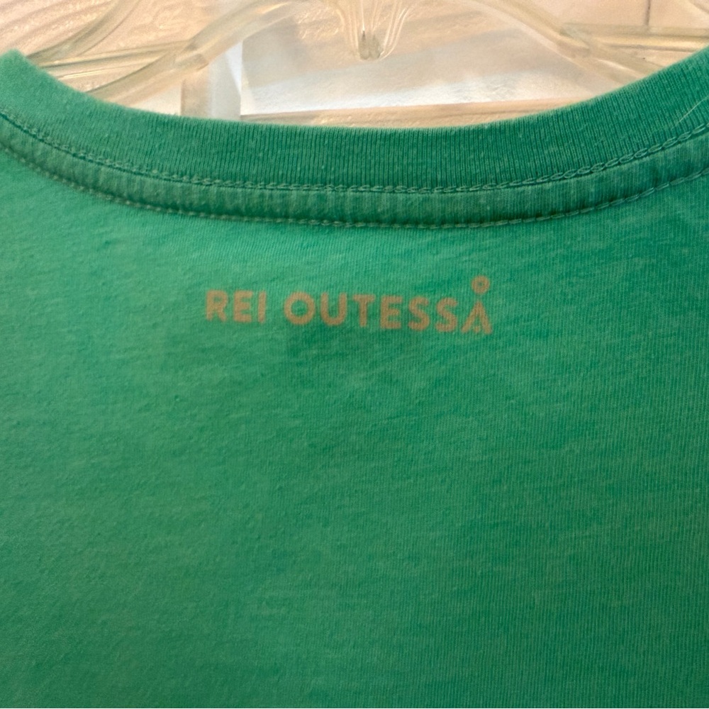 REI Bright Mint Green Graphic Short Sleeve V-Neck Tee, Women’s Small - Picture 4 of 6